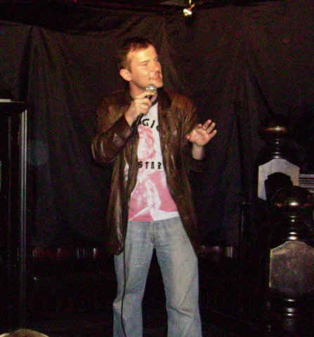 18.jpg (103370 bytes)
